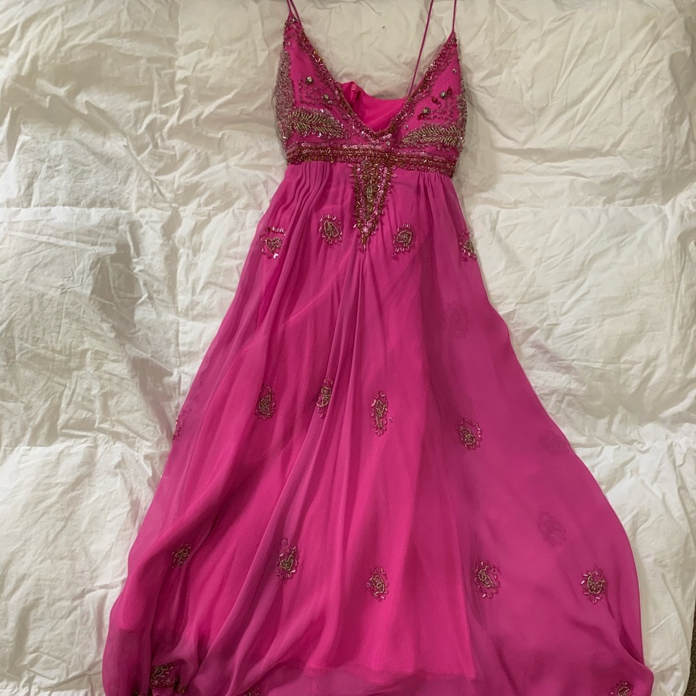 Dressy cocktail sequin dress Niteline brand.